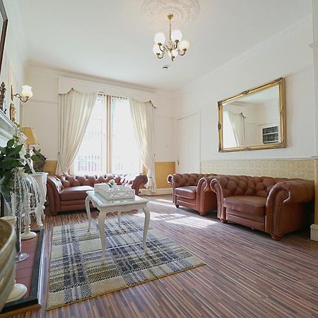 The Old Tramhouse Self Catering Apartments Stirling Bagian luar foto