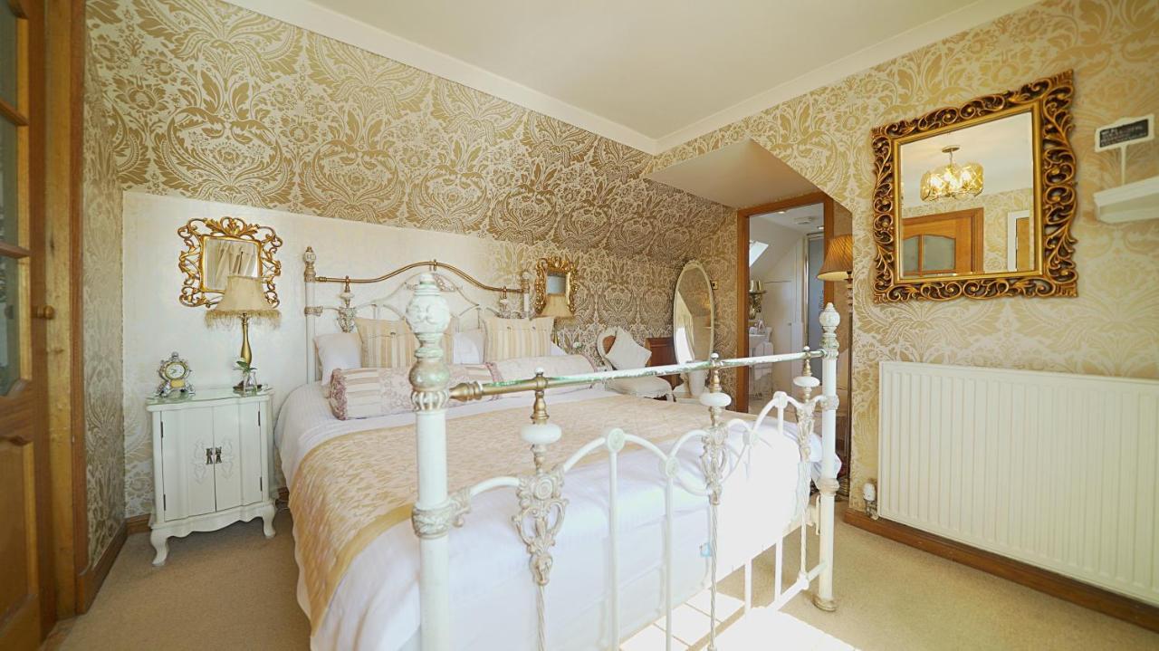 The Old Tramhouse Self Catering Apartments Stirling Bagian luar foto