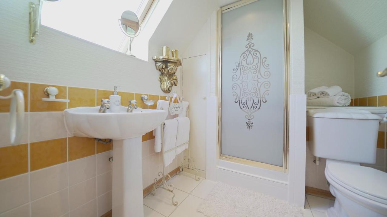 The Old Tramhouse Self Catering Apartments Stirling Bagian luar foto