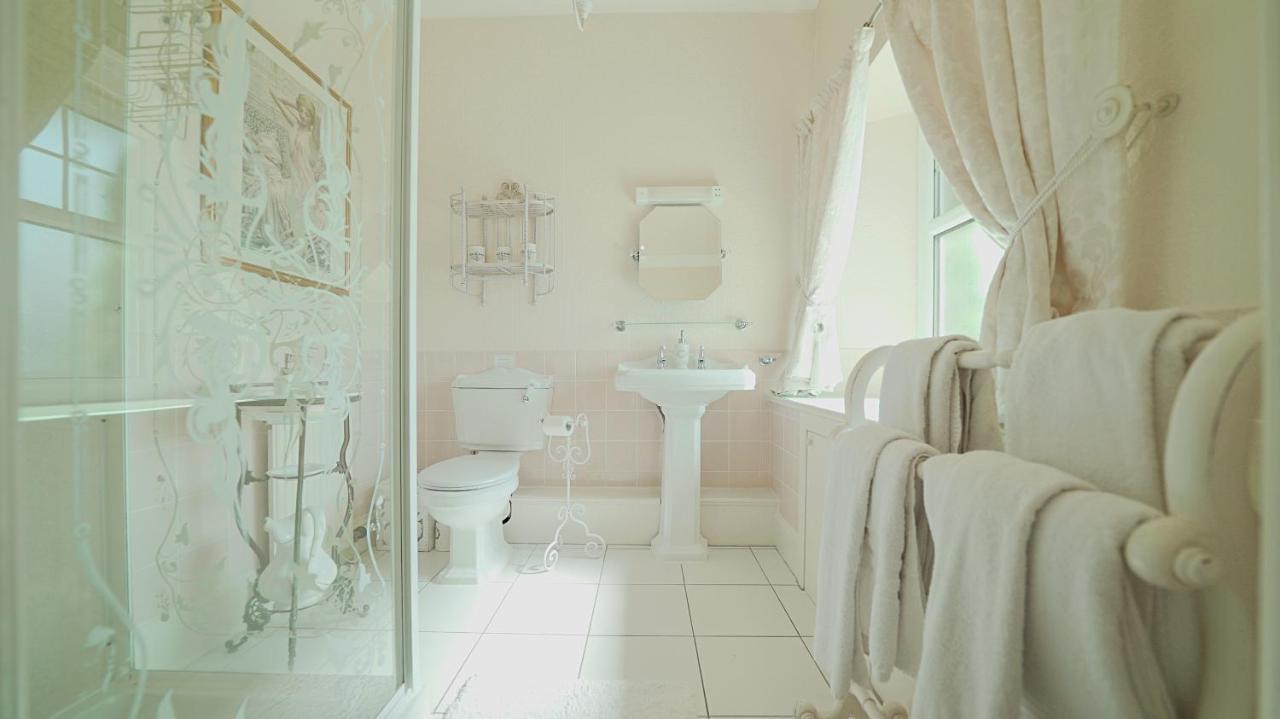The Old Tramhouse Self Catering Apartments Stirling Bagian luar foto