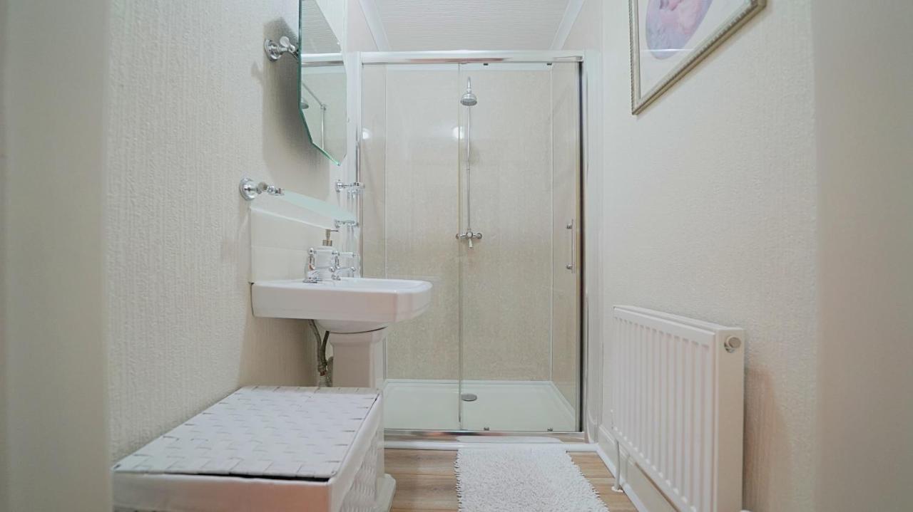 The Old Tramhouse Self Catering Apartments Stirling Bagian luar foto