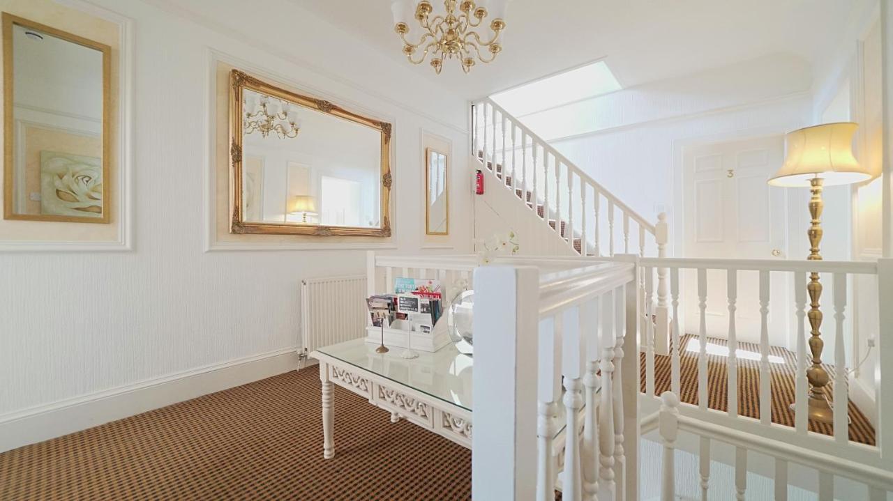The Old Tramhouse Self Catering Apartments Stirling Bagian luar foto