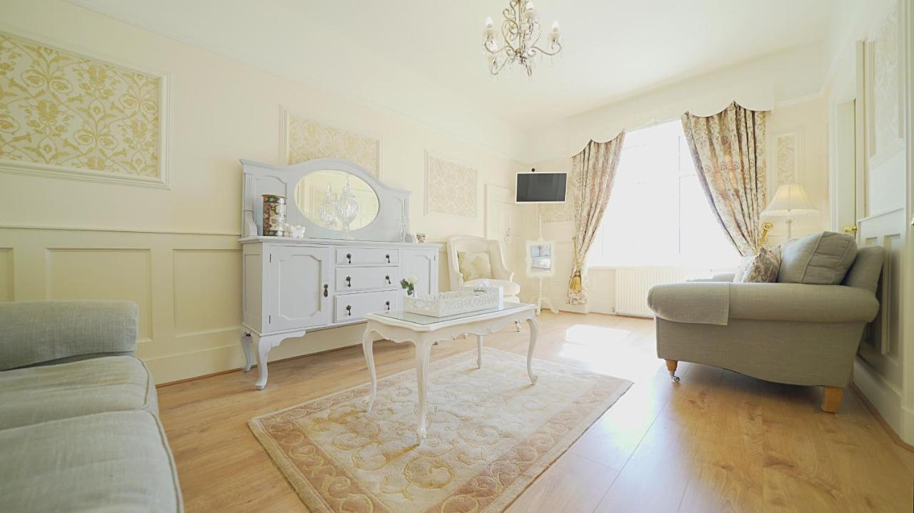The Old Tramhouse Self Catering Apartments Stirling Bagian luar foto