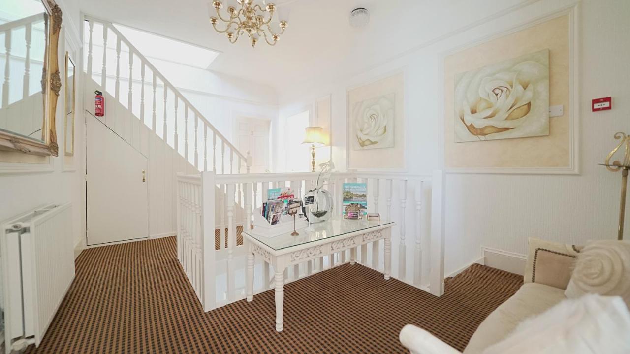 The Old Tramhouse Self Catering Apartments Stirling Bagian luar foto