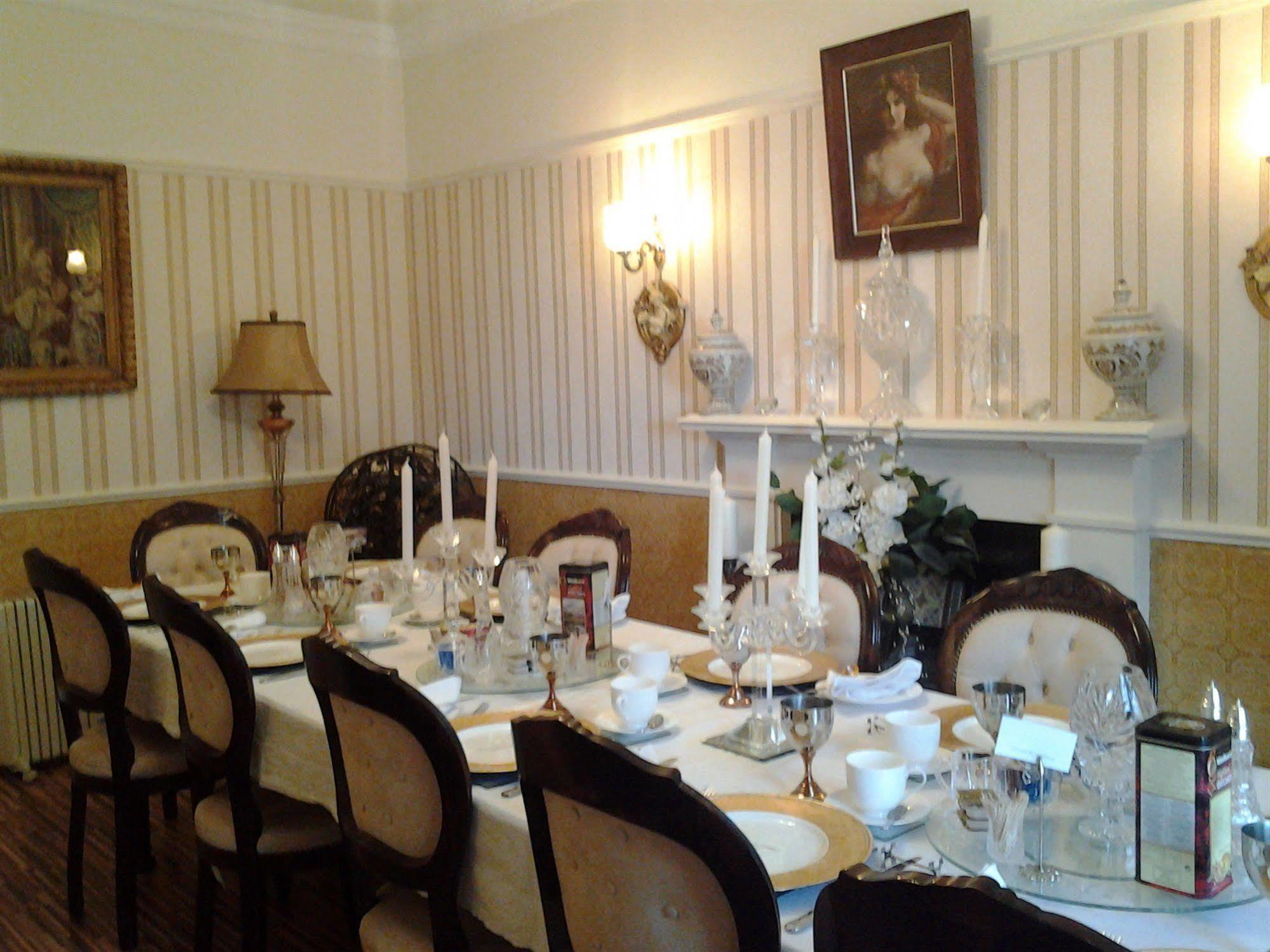 The Old Tramhouse Self Catering Apartments Stirling Bagian luar foto
