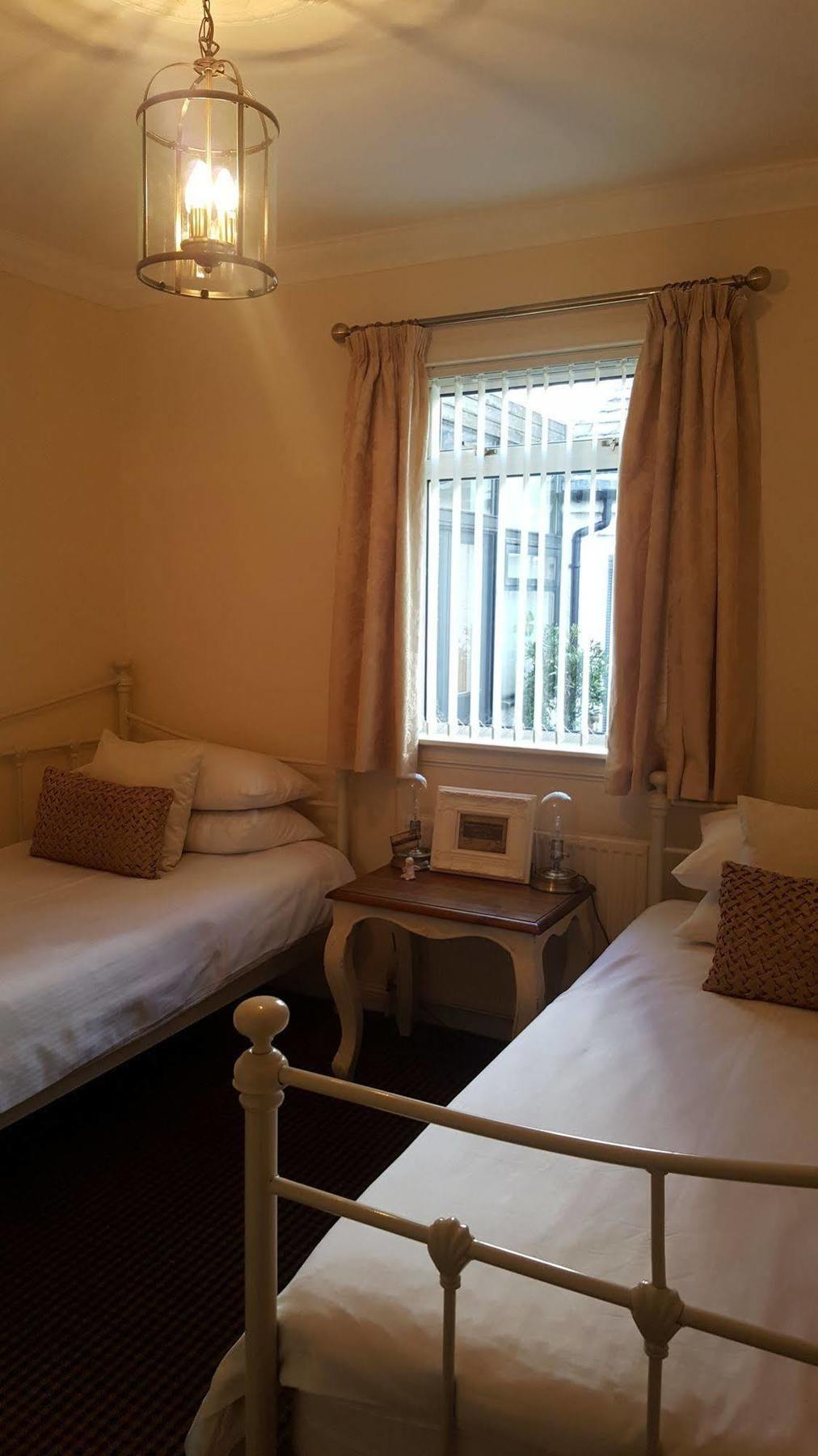 The Old Tramhouse Self Catering Apartments Stirling Bagian luar foto